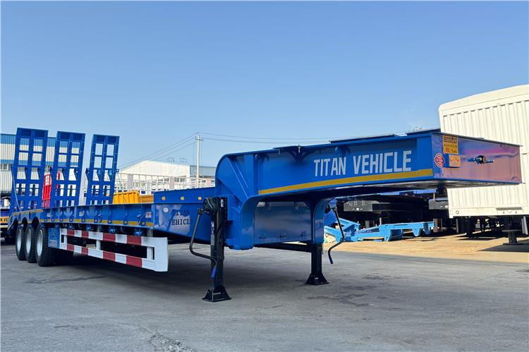 TITAN Tri Axle 80 Ton Low Loader Semi Trailer for Sale In Benin - Tieflader Auflieger: das Bild 1 TITAN Tri Axle 80 Ton Low Loader Semi Trailer for Sale In Benin - Tieflader Auflieger: das Bild 1