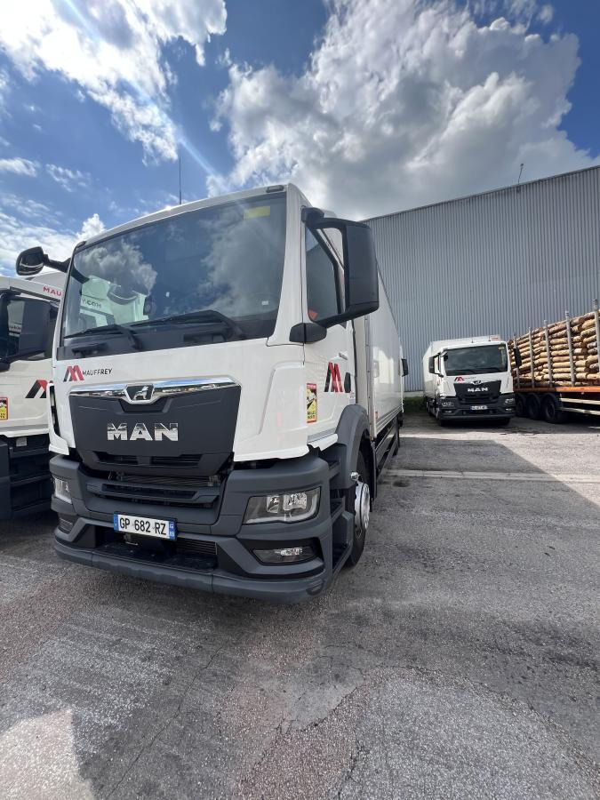 MAN TGS 18.360 - Koffer LKW: das Bild 2 MAN TGS 18.360 - Koffer LKW: das Bild 2