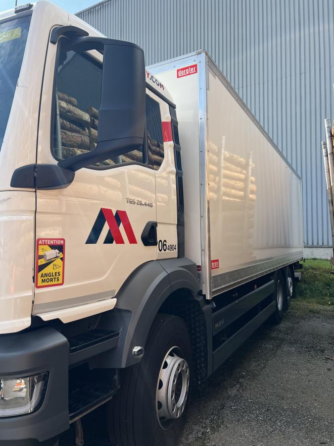 MAN TGS 26.440 - Koffer LKW: das Bild 2 MAN TGS 26.440 - Koffer LKW: das Bild 2