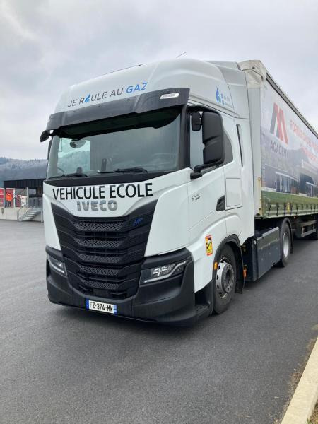 Iveco S-WAY 460 - Sattelzugmaschine: das Bild 1 Iveco S-WAY 460 - Sattelzugmaschine: das Bild 1