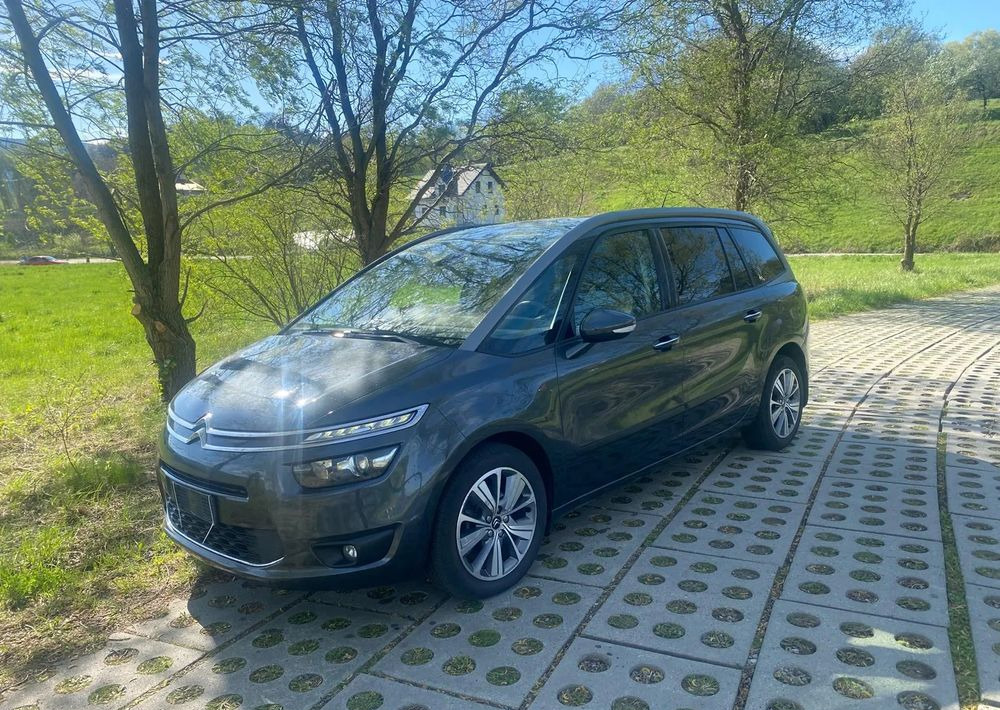 Citroën C4 Grand Picasso BlueHDi 120 EAT6 Selection - Kleinbus, Personentransporter: das Bild 5 Citroën C4 Grand Picasso BlueHDi 120 EAT6 Selection - Kleinbus, Personentransporter: das Bild 5