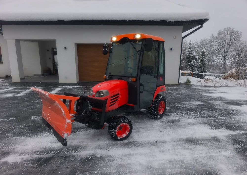Kubota BX350 4x4 Traktorek komunalny kosiarka pług piaskarka pełen osprzęt - Kommunaltraktor: das Bild 1 Kubota BX350 4x4 Traktorek komunalny kosiarka pług piaskarka pełen osprzęt - Kommunaltraktor: das Bild 1