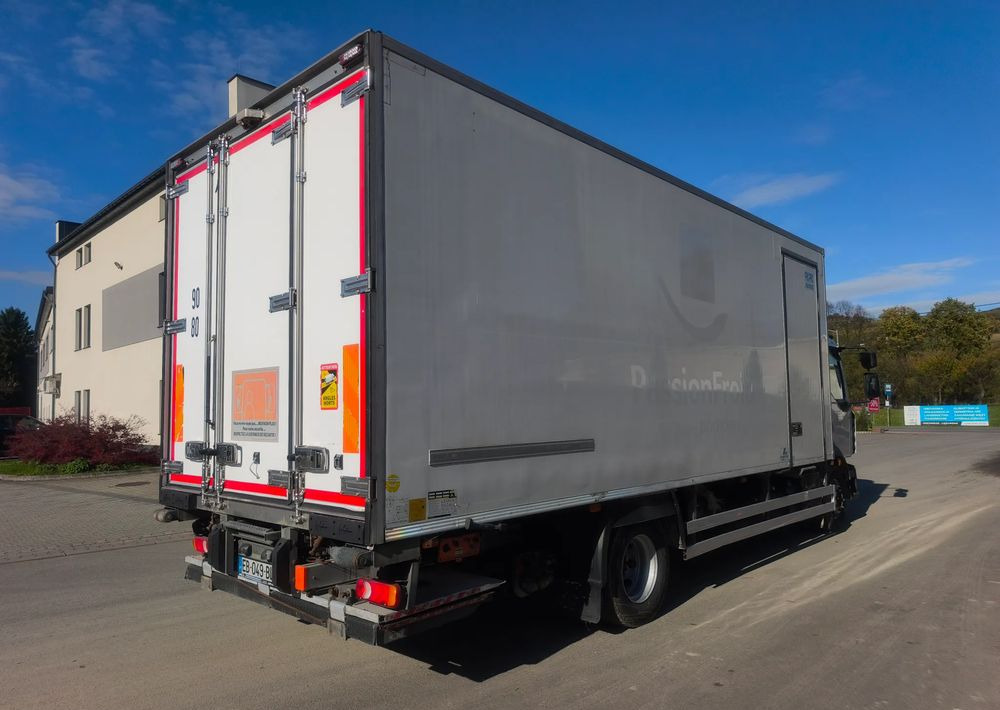 Renault GAMA D 16.250 chłodnia izoterma 16 palet klima - Kühlkoffer LKW: das Bild 3 Renault GAMA D 16.250 chłodnia izoterma 16 palet klima - Kühlkoffer LKW: das Bild 3
