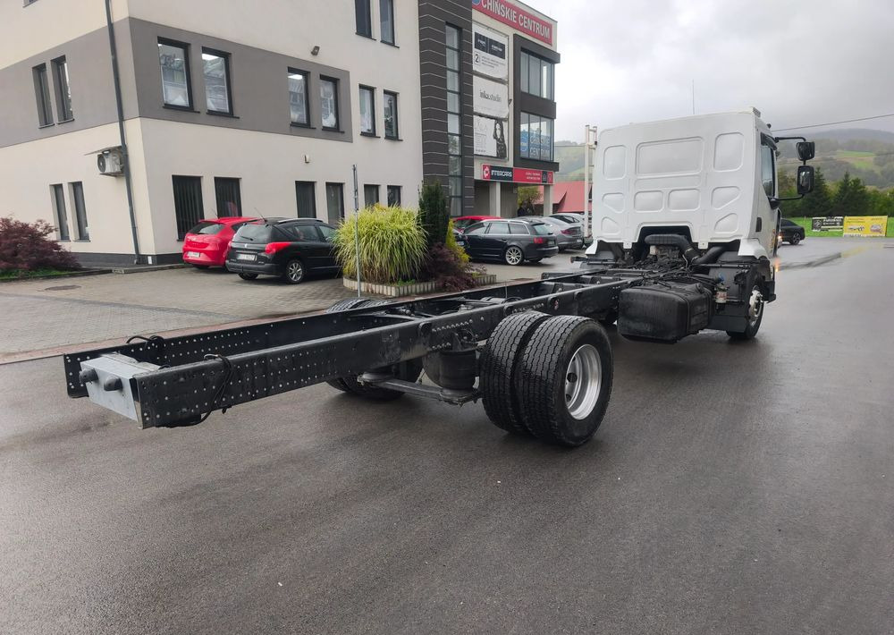 Renault Midlum 220.14 220.16 rama do zabudowy poduszka - Fahrgestell LKW: das Bild 3 Renault Midlum 220.14 220.16 rama do zabudowy poduszka - Fahrgestell LKW: das Bild 3