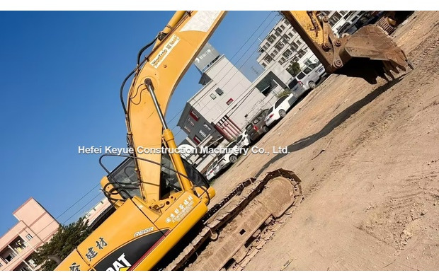 Kettenbagger 2023 Caterpillar 320C: das Bild 9