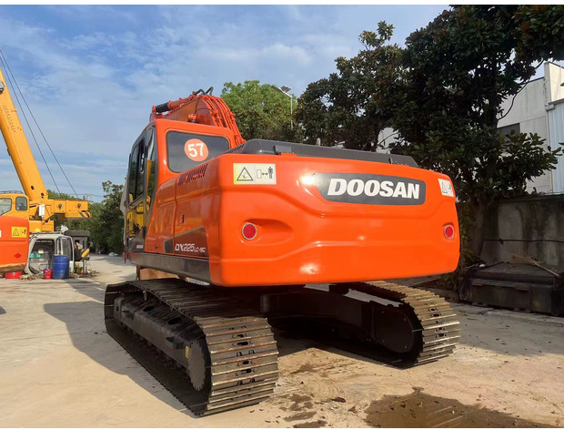 Kettenbagger 2023 Doosan DH225-9: das Bild 11