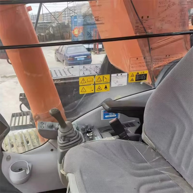 Kettenbagger 2023 Hitachi ZX470: das Bild 10 Kettenbagger 2023 Hitachi ZX470: das Bild 10