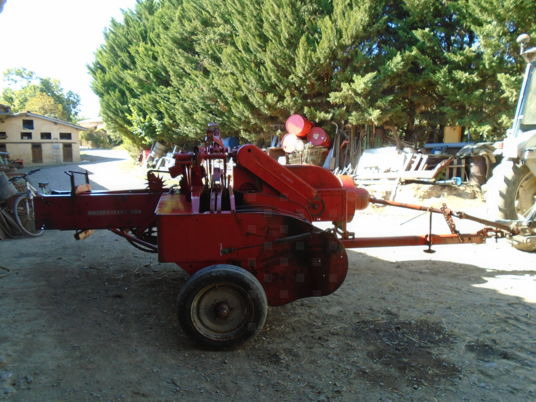 Massey Ferguson 10-8 - Packenpresse: das Bild 3 Massey Ferguson 10-8 - Packenpresse: das Bild 3