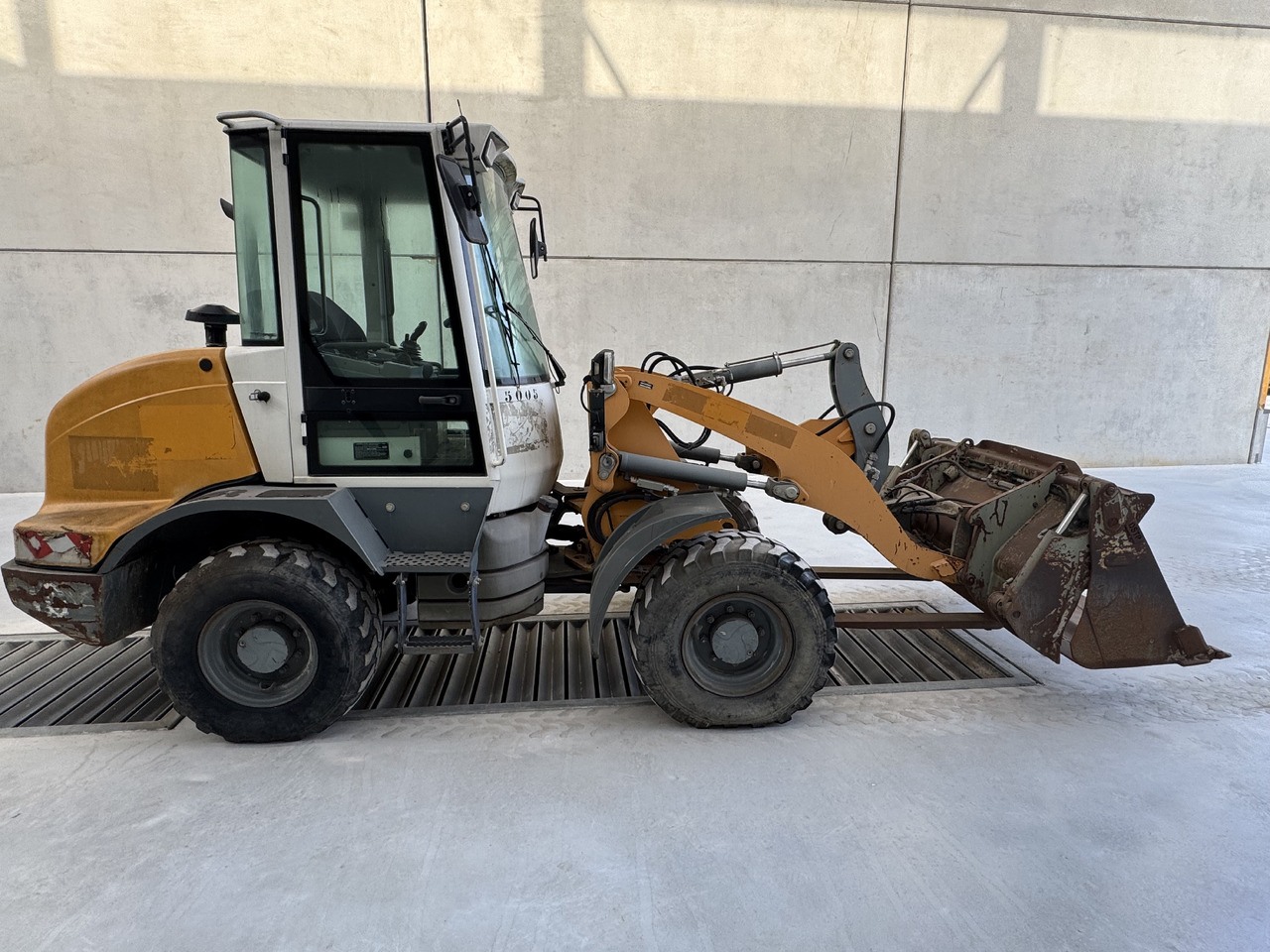 LIEBHERR L 506 - Mobilbagger: das Bild 1 LIEBHERR L 506 - Mobilbagger: das Bild 1