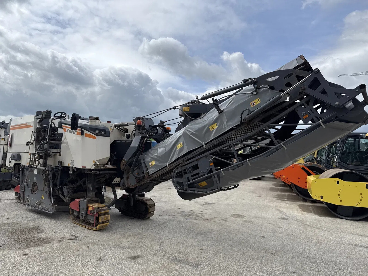 Wirtgen W 150 CFi - Kaltfräse: das Bild 2 Wirtgen W 150 CFi - Kaltfräse: das Bild 2