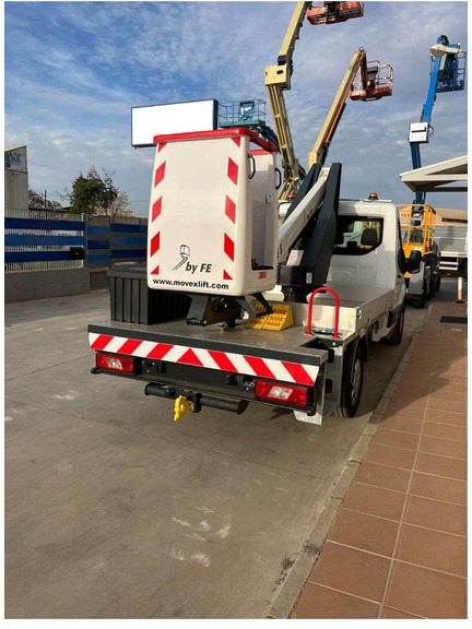 Usado Topy 11.1 sobre FORD TRANSIT CC FT3500 - LKW mit Arbeitsbühne: das Bild 4 Usado Topy 11.1 sobre FORD TRANSIT CC FT3500 - LKW mit Arbeitsbühne: das Bild 4