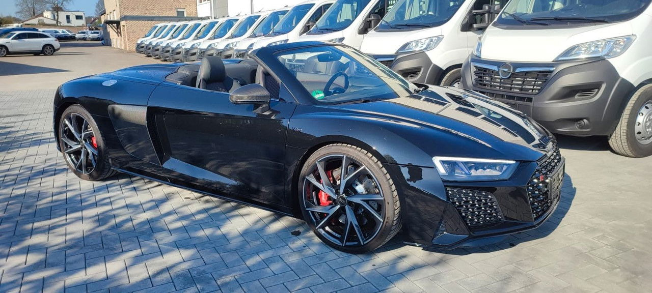 Audi R8 Spyder 5.2 FSI RWD performance - PKW: das Bild 2 Audi R8 Spyder 5.2 FSI RWD performance - PKW: das Bild 2