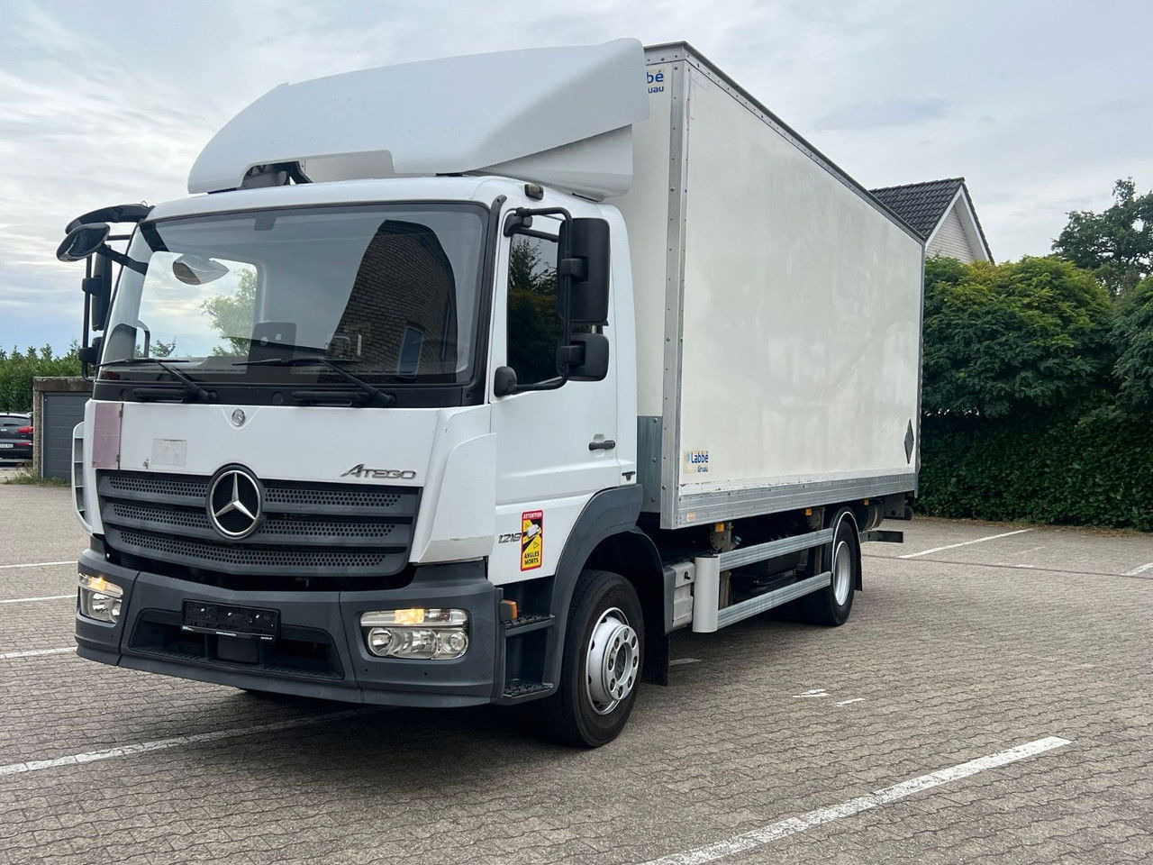 Mercedes-Benz Atego 1218 L Classic-Vermietung möglich-ADR-LBW - Koffer LKW: das Bild 1 Mercedes-Benz Atego 1218 L Classic-Vermietung möglich-ADR-LBW - Koffer LKW: das Bild 1