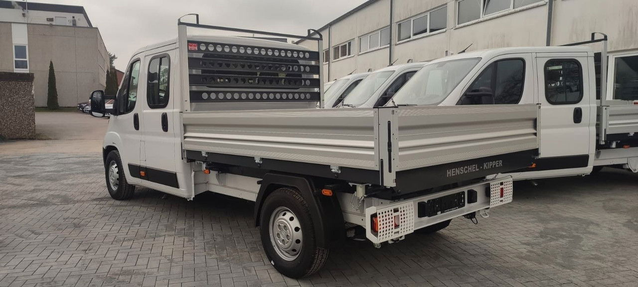 Opel Movano L3 - 3-Seiten-Kipper-Anhängelast 3500 kg Vermietung möglich - Kipper Transporter, Transporter mit Doppelkabine: das Bild 3 Opel Movano L3 - 3-Seiten-Kipper-Anhängelast 3500 kg Vermietung möglich - Kipper Transporter, Transporter mit Doppelkabine: das Bild 3