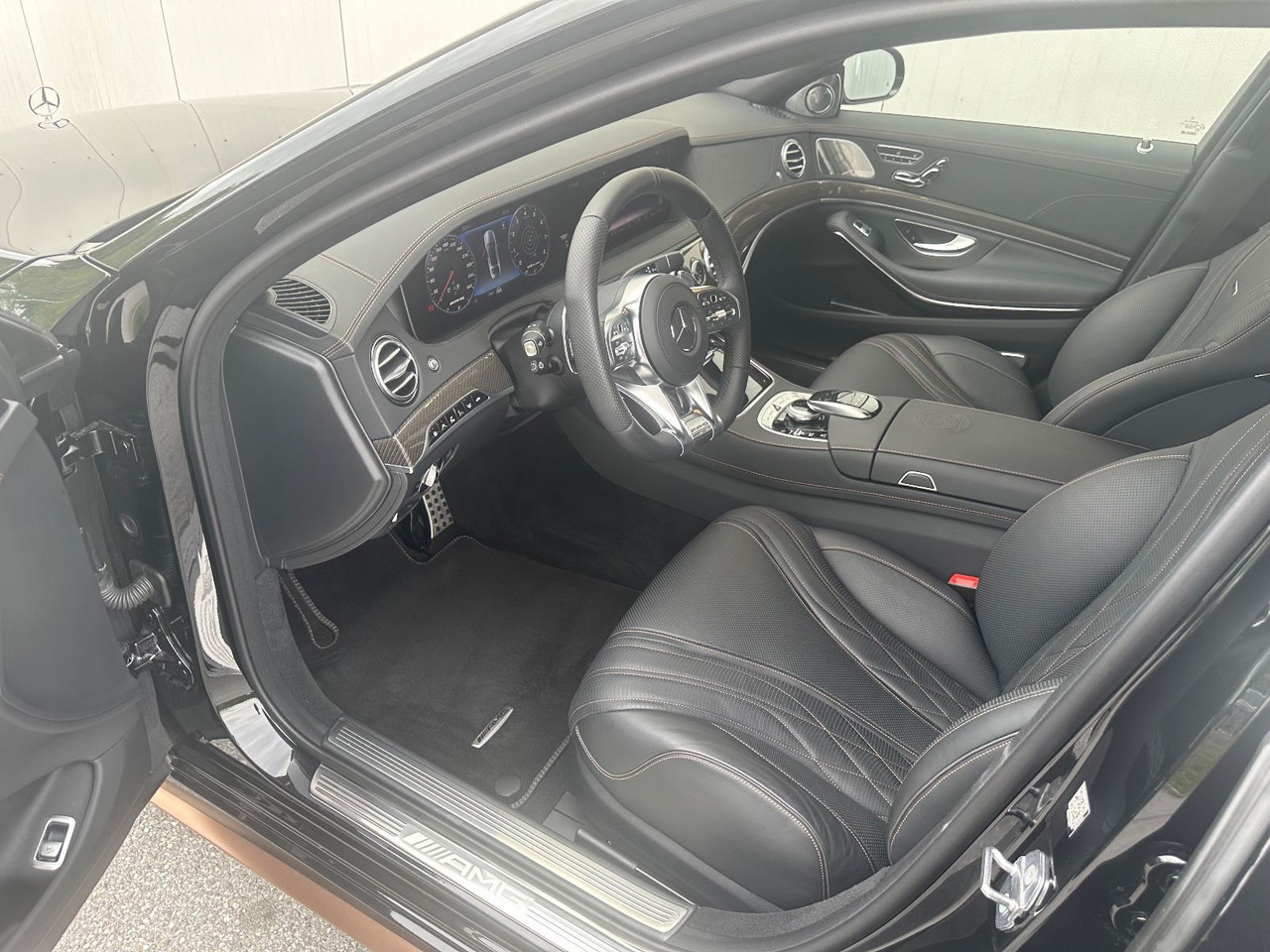 Mercedes-Benz S 65 AMG Final Edition 1/130 - Limousine: das Bild 4 Mercedes-Benz S 65 AMG Final Edition 1/130 - Limousine: das Bild 4