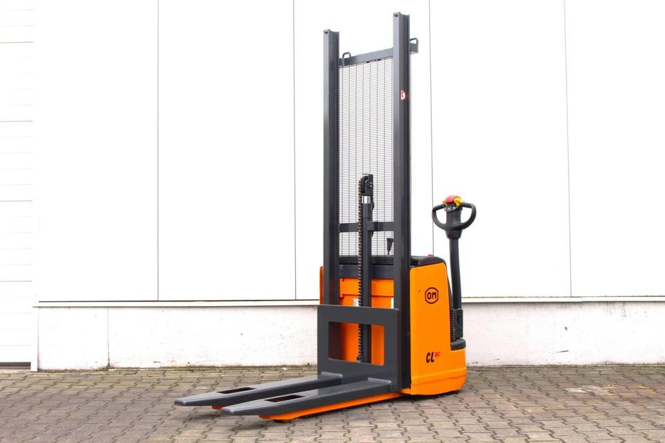 OM CL10,5ac - Batterie NEU - Hochhubwagen: das Bild 1 OM CL10,5ac - Batterie NEU - Hochhubwagen: das Bild 1