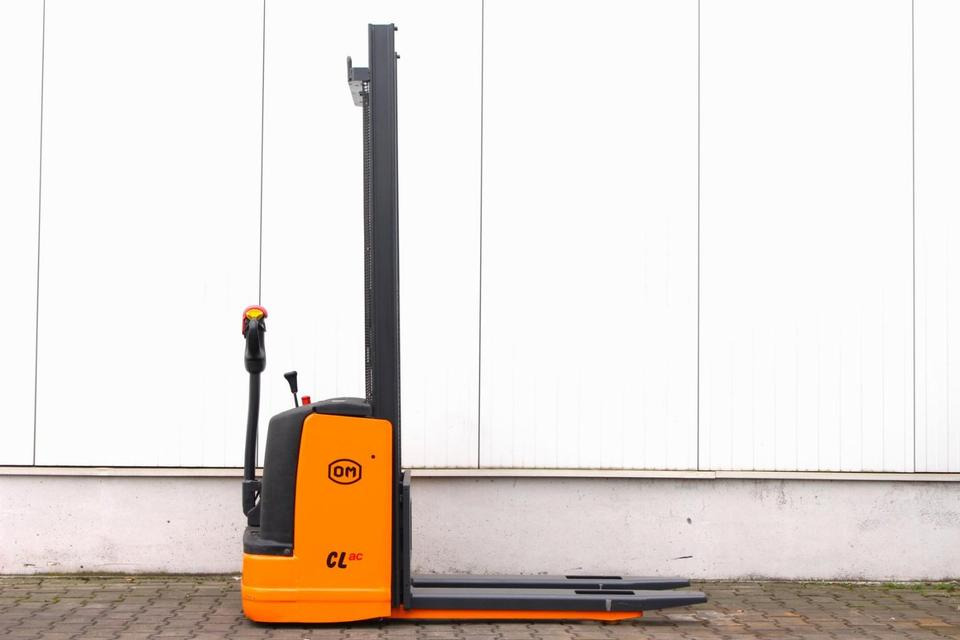 OM CL10,5ac - Batterie NEU - Hochhubwagen: das Bild 2 OM CL10,5ac - Batterie NEU - Hochhubwagen: das Bild 2