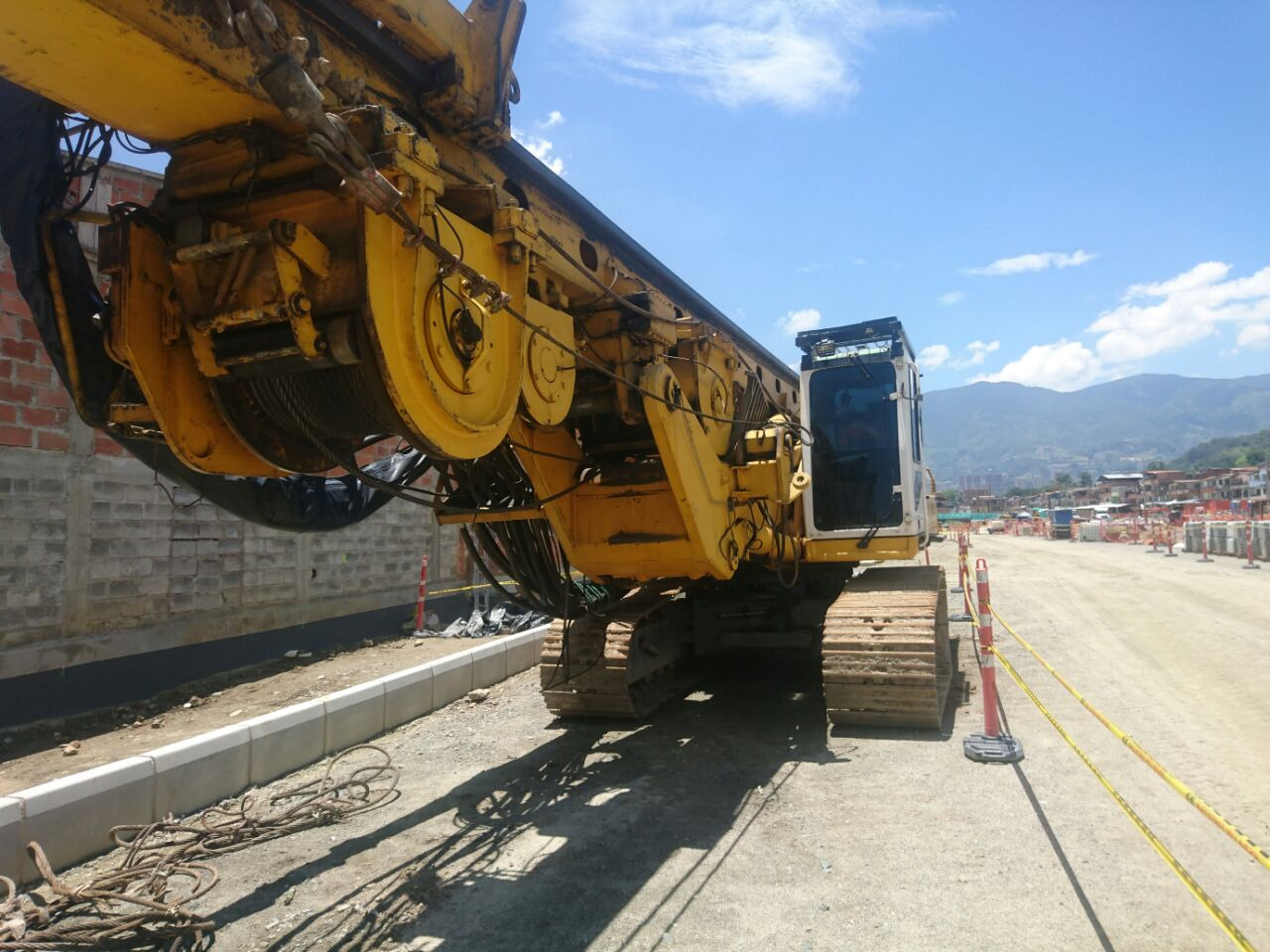 BAUER BG 22H - Bohrgerät: das Bild 4 BAUER BG 22H - Bohrgerät: das Bild 4