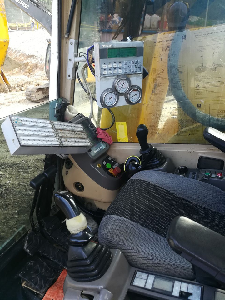 BAUER BG 22H - Bohrgerät: das Bild 5 BAUER BG 22H - Bohrgerät: das Bild 5