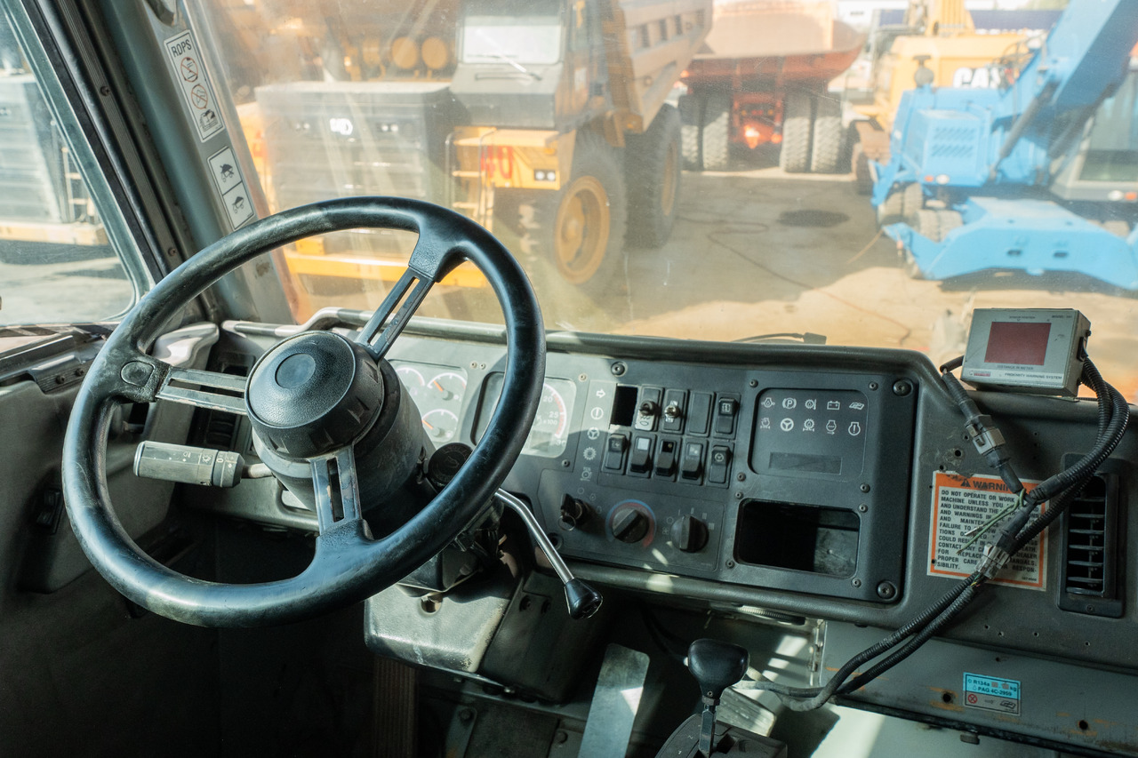 Dumper Starr CATERPILLAR 777 D: das Bild 15