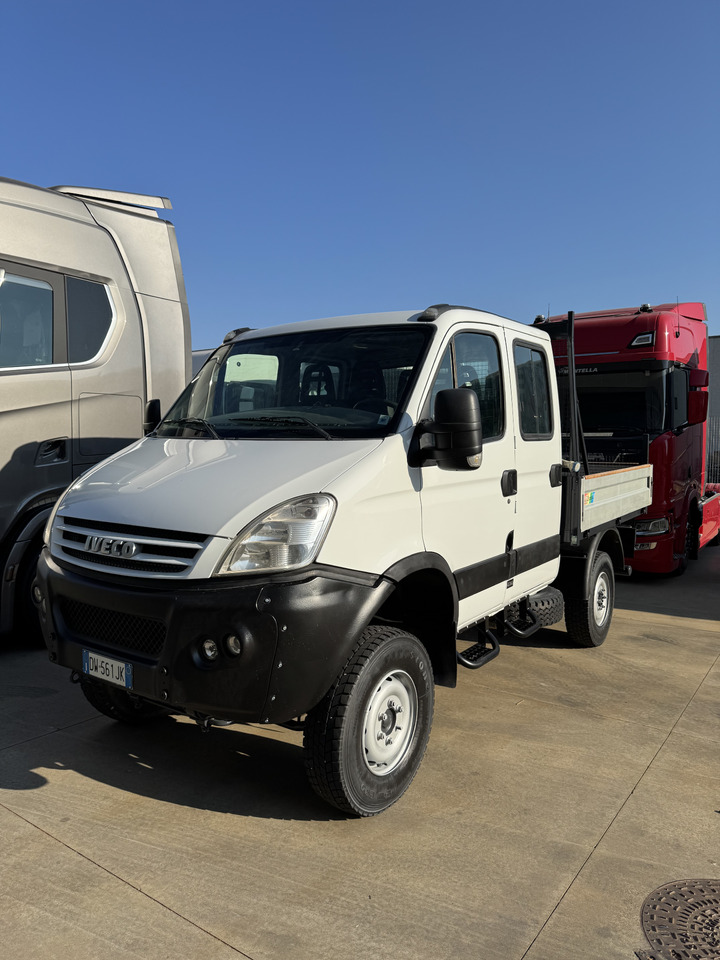 IVECO Daily 4X4 - Pritsche Transporter: das Bild 1 IVECO Daily 4X4 - Pritsche Transporter: das Bild 1