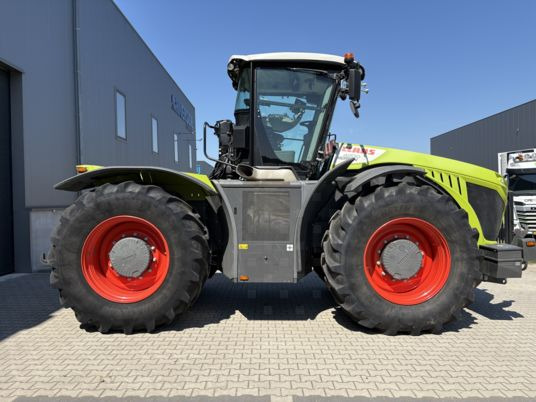 Claas Xerion 4200 Trac VC - Traktor: das Bild 2 Claas Xerion 4200 Trac VC - Traktor: das Bild 2