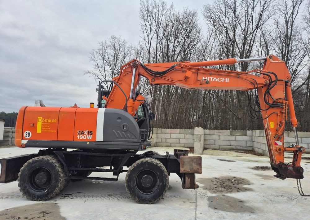 Hitachi ZX190W-3 - Mobilbagger: das Bild 2 Hitachi ZX190W-3 - Mobilbagger: das Bild 2