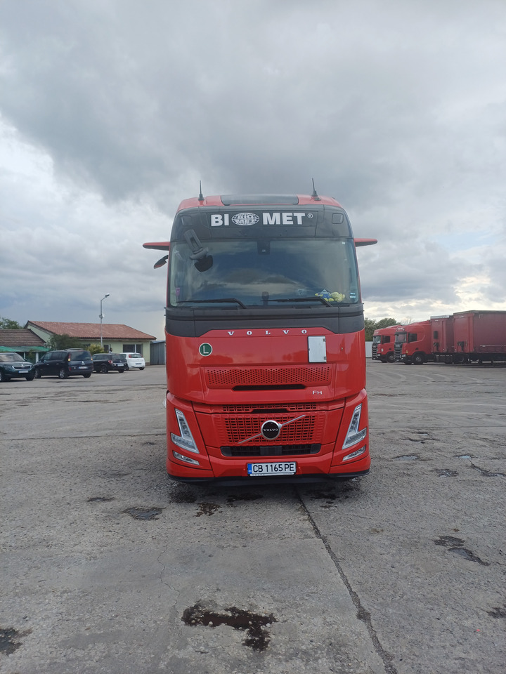 VOLVO FH 460T 4x2T , AERO , 3 PIECES - Sattelzugmaschine: das Bild 3 VOLVO FH 460T 4x2T , AERO , 3 PIECES - Sattelzugmaschine: das Bild 3