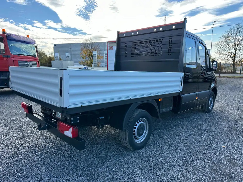 Mercedes-Benz Sprinter 317 CDI * BRAND NEW*CREW CAB 7 SEATS - Pritsche Transporter, Transporter mit Doppelkabine: das Bild 3 Mercedes-Benz Sprinter 317 CDI * BRAND NEW*CREW CAB 7 SEATS - Pritsche Transporter, Transporter mit Doppelkabine: das Bild 3