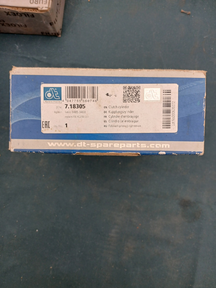 Mastercylinder DT 718305 for IVECO - Kupplungszylinder: das Bild 2 Mastercylinder DT 718305 for IVECO - Kupplungszylinder: das Bild 2