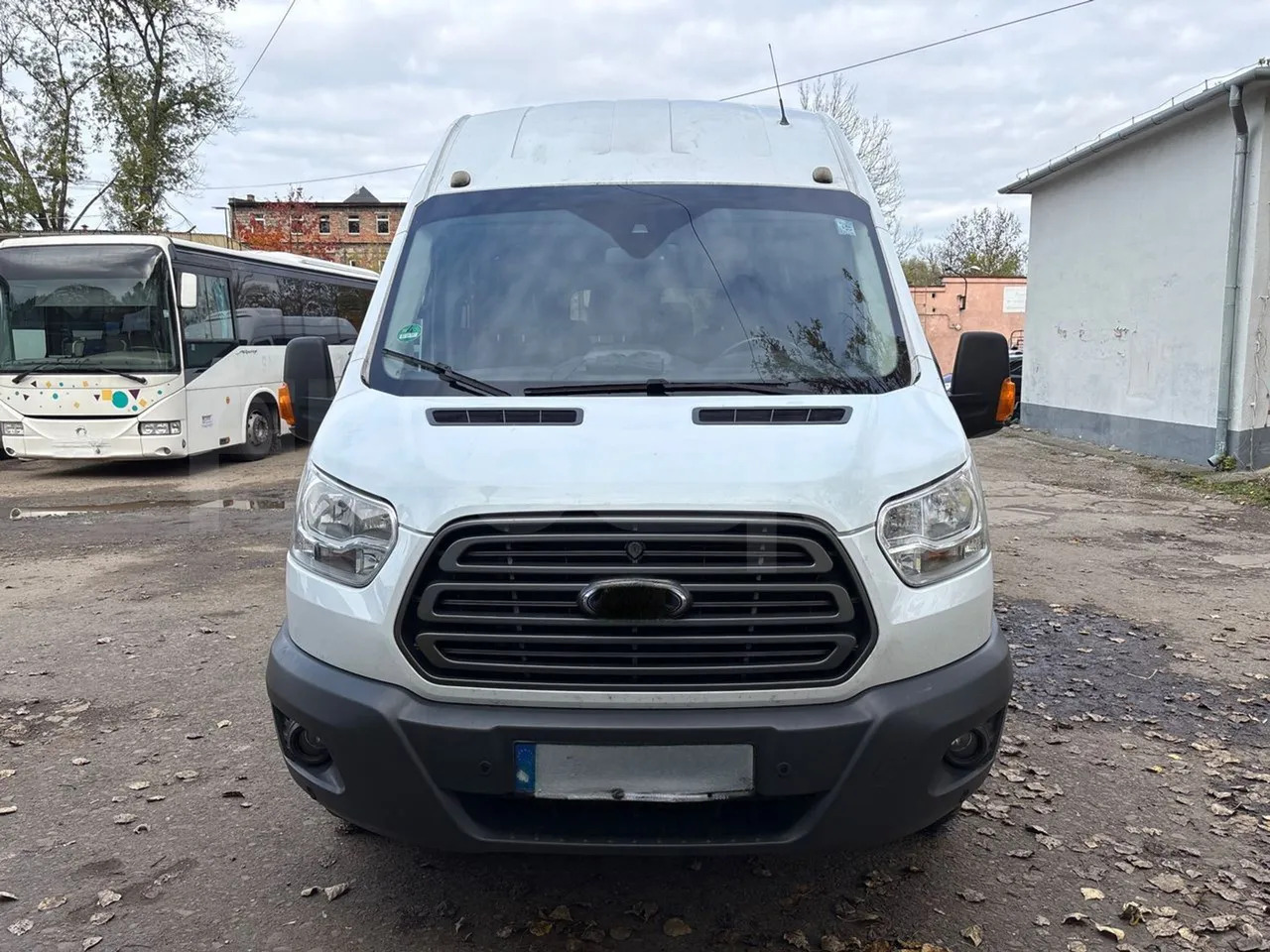 Ford Transit - Überlandbus: das Bild 2 Ford Transit - Überlandbus: das Bild 2