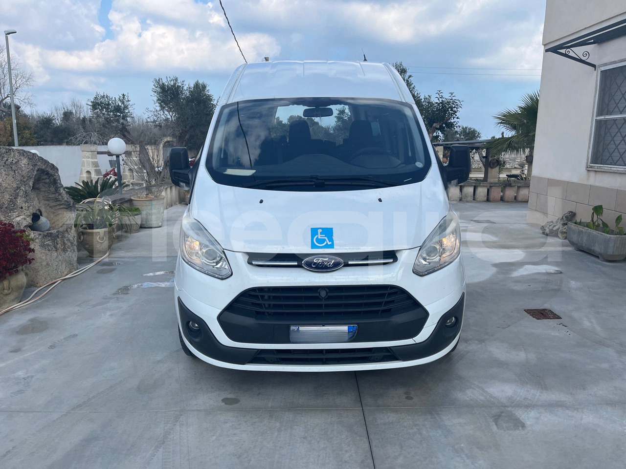 Ford Transit - Reisebus: das Bild 2 Ford Transit - Reisebus: das Bild 2