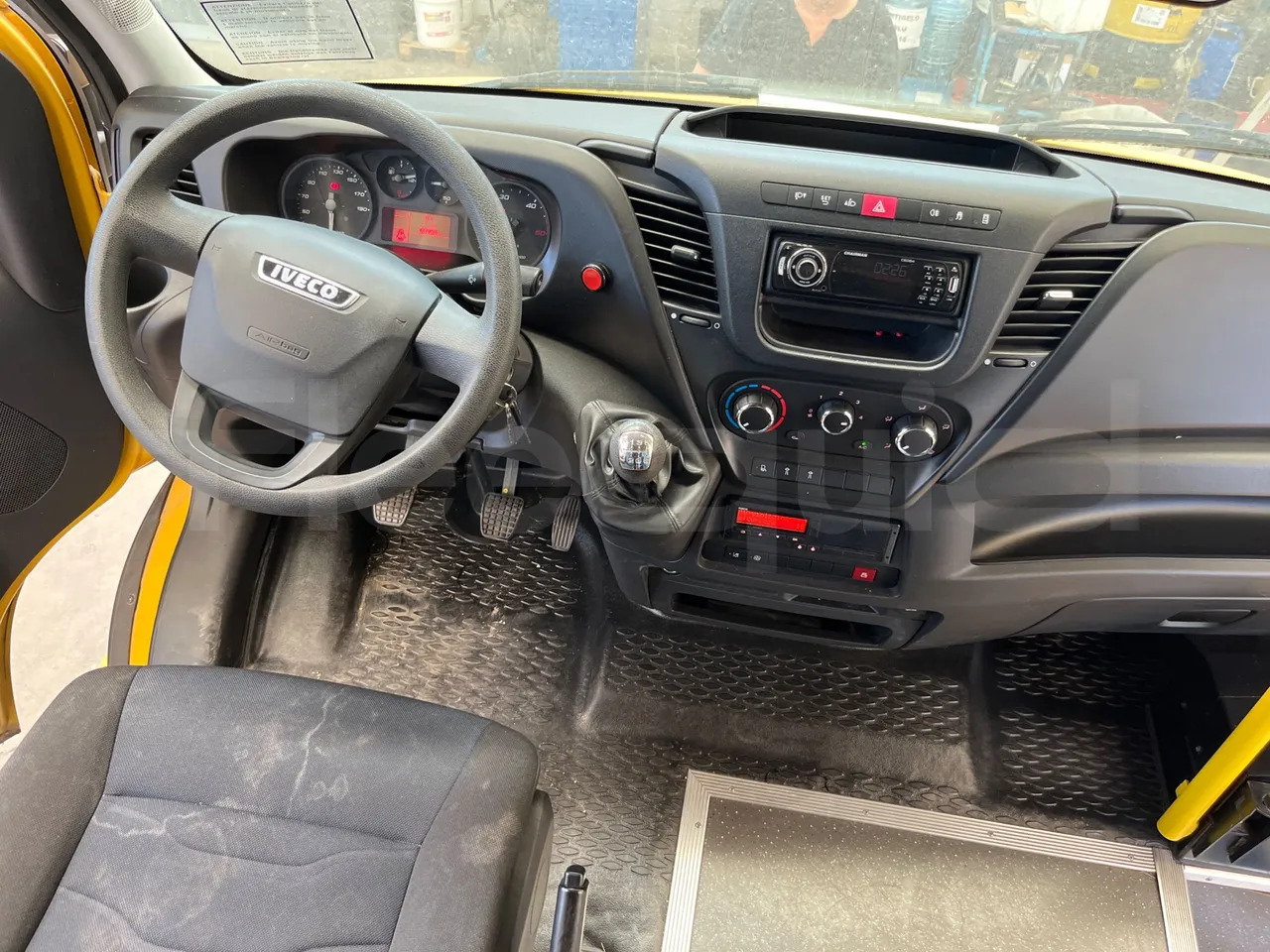 Schulbus Iveco Daily: das Bild 18 Schulbus Iveco Daily: das Bild 18