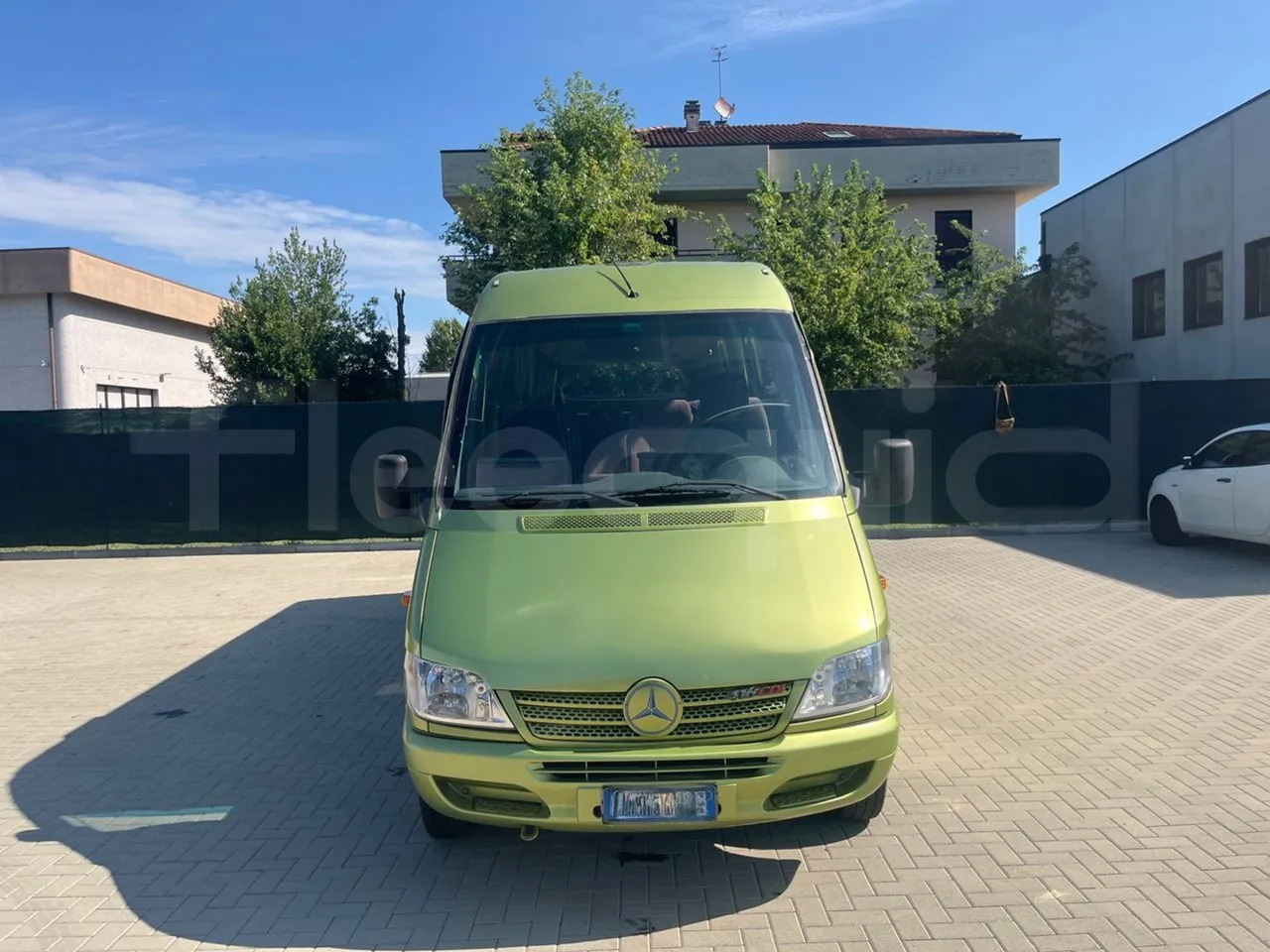 Mercedes-Benz Sprinter - Kleinbus, Personentransporter: das Bild 2 Mercedes-Benz Sprinter - Kleinbus, Personentransporter: das Bild 2