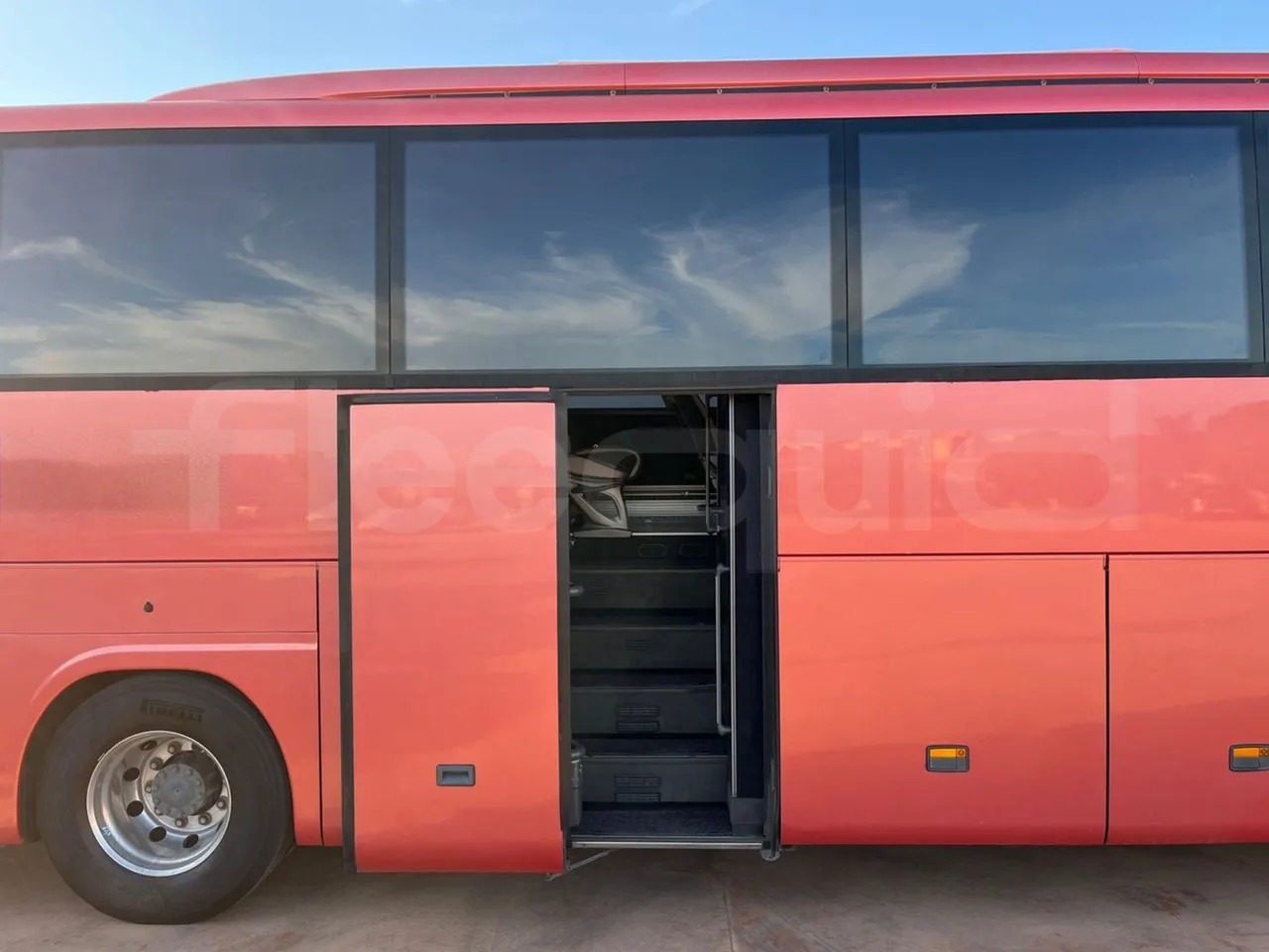 Reisebus Mercedes-Benz Tourismo: das Bild 16