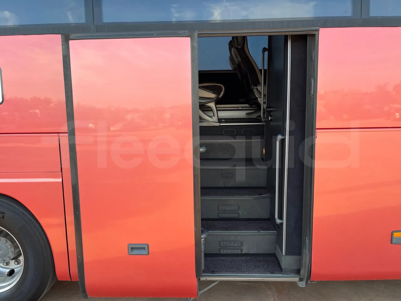 Reisebus Mercedes-Benz Tourismo: das Bild 17