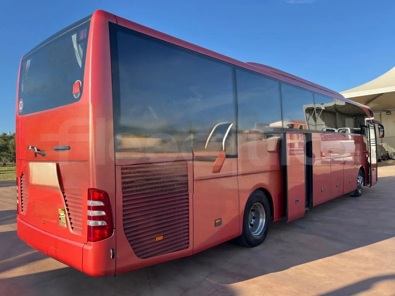 Reisebus Mercedes-Benz Tourismo: das Bild 10