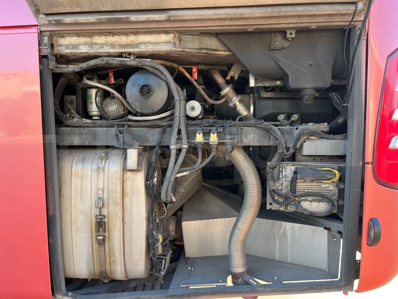 Reisebus Mercedes-Benz Tourismo: das Bild 24