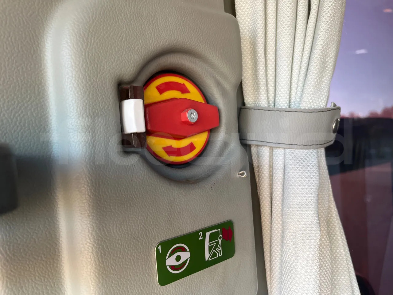 Reisebus Mercedes-Benz Tourismo: das Bild 43