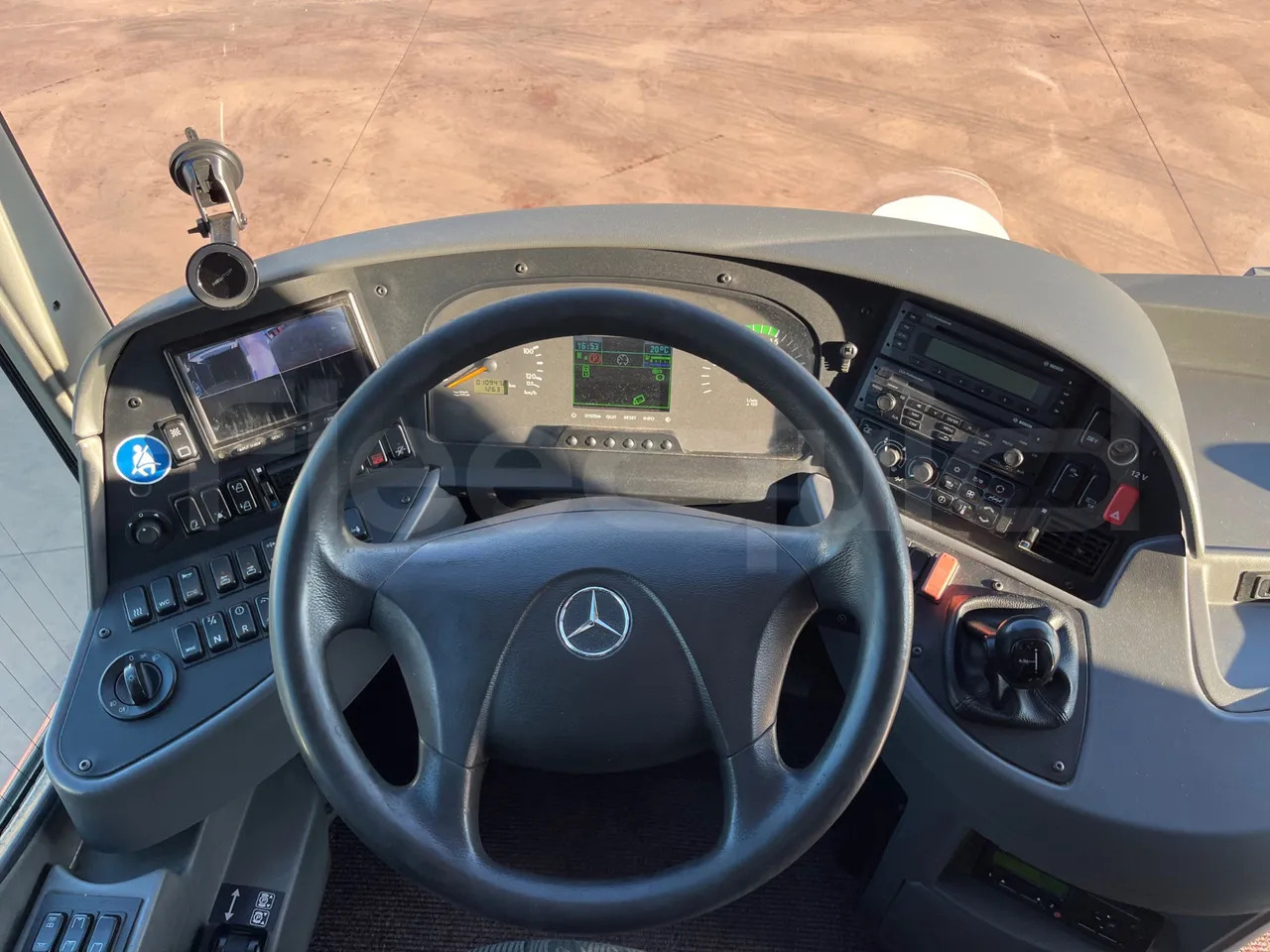 Reisebus Mercedes-Benz Tourismo: das Bild 29