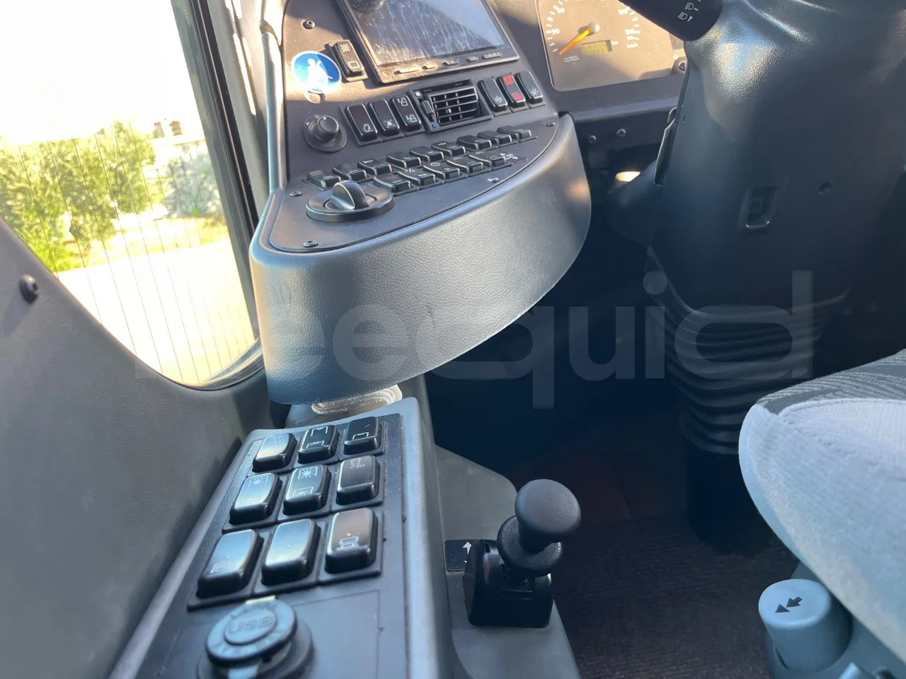 Reisebus Mercedes-Benz Tourismo: das Bild 32