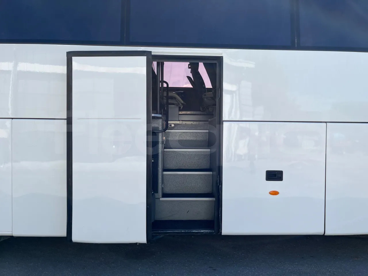 Reisebus Volvo Barbi Antares: das Bild 16