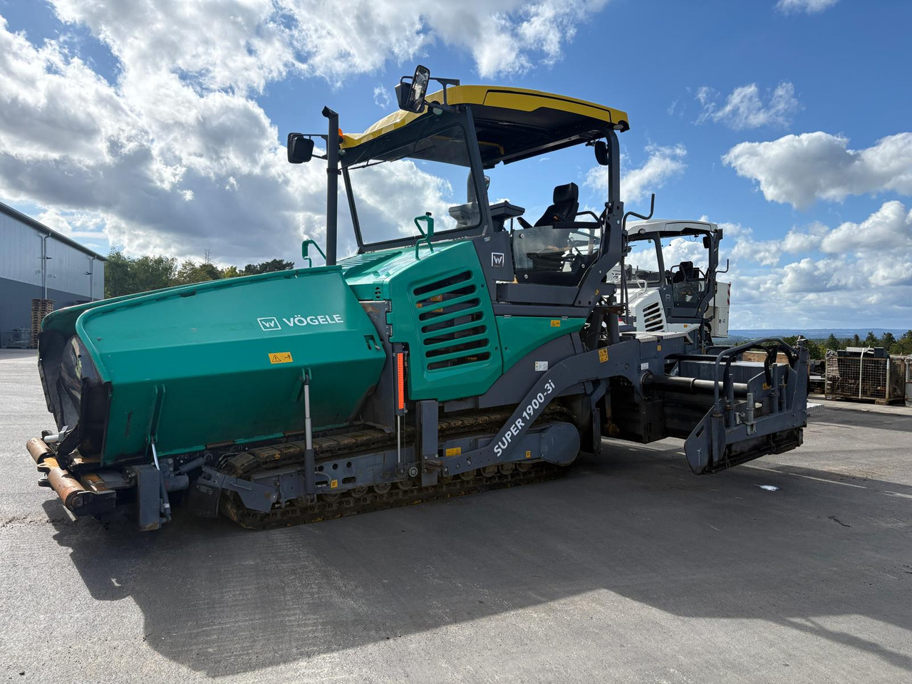 VÖGELE SUPER 1900-3i - Asphaltfertiger/ Straßenfertiger: das Bild 1 VÖGELE SUPER 1900-3i - Asphaltfertiger/ Straßenfertiger: das Bild 1