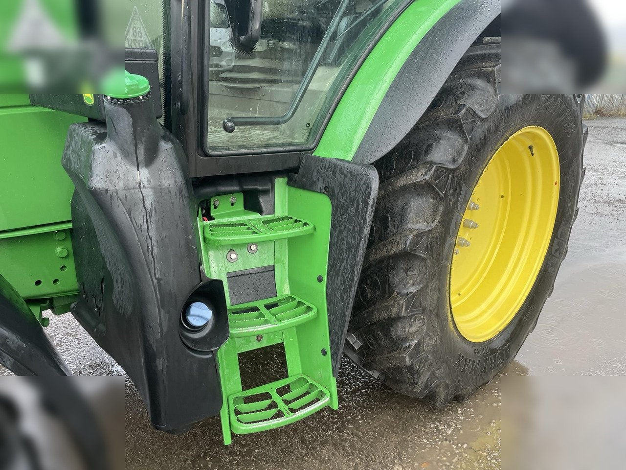 2017 JOHN DEERE 6130R - Traktor: das Bild 5 2017 JOHN DEERE 6130R - Traktor: das Bild 5