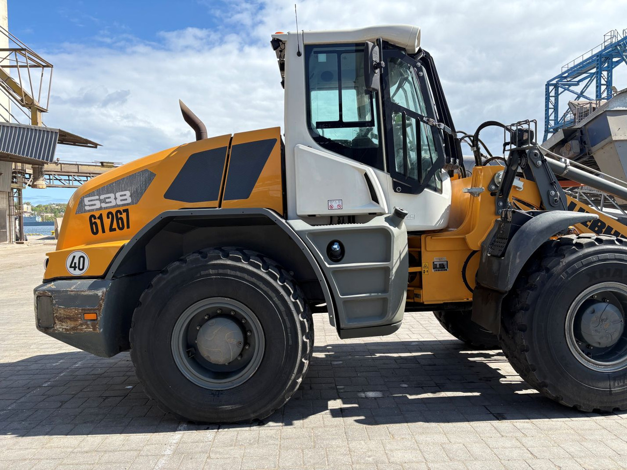 LIEBHERR L538 - Radlader: das Bild 1 LIEBHERR L538 - Radlader: das Bild 1