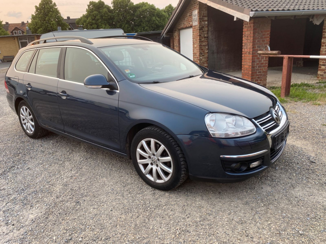 Volkswagen Golf V Variant Comfortline - PKW: das Bild 2 Volkswagen Golf V Variant Comfortline - PKW: das Bild 2