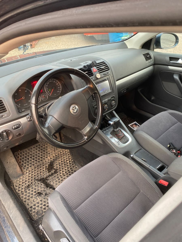 Volkswagen Golf V Variant Comfortline - PKW: das Bild 5 Volkswagen Golf V Variant Comfortline - PKW: das Bild 5