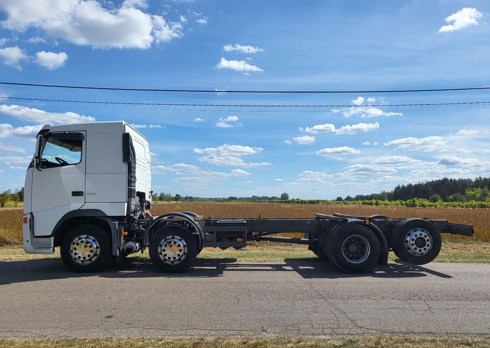 Volvo FH 500 8x2 - Fahrgestell LKW: das Bild 4 Volvo FH 500 8x2 - Fahrgestell LKW: das Bild 4