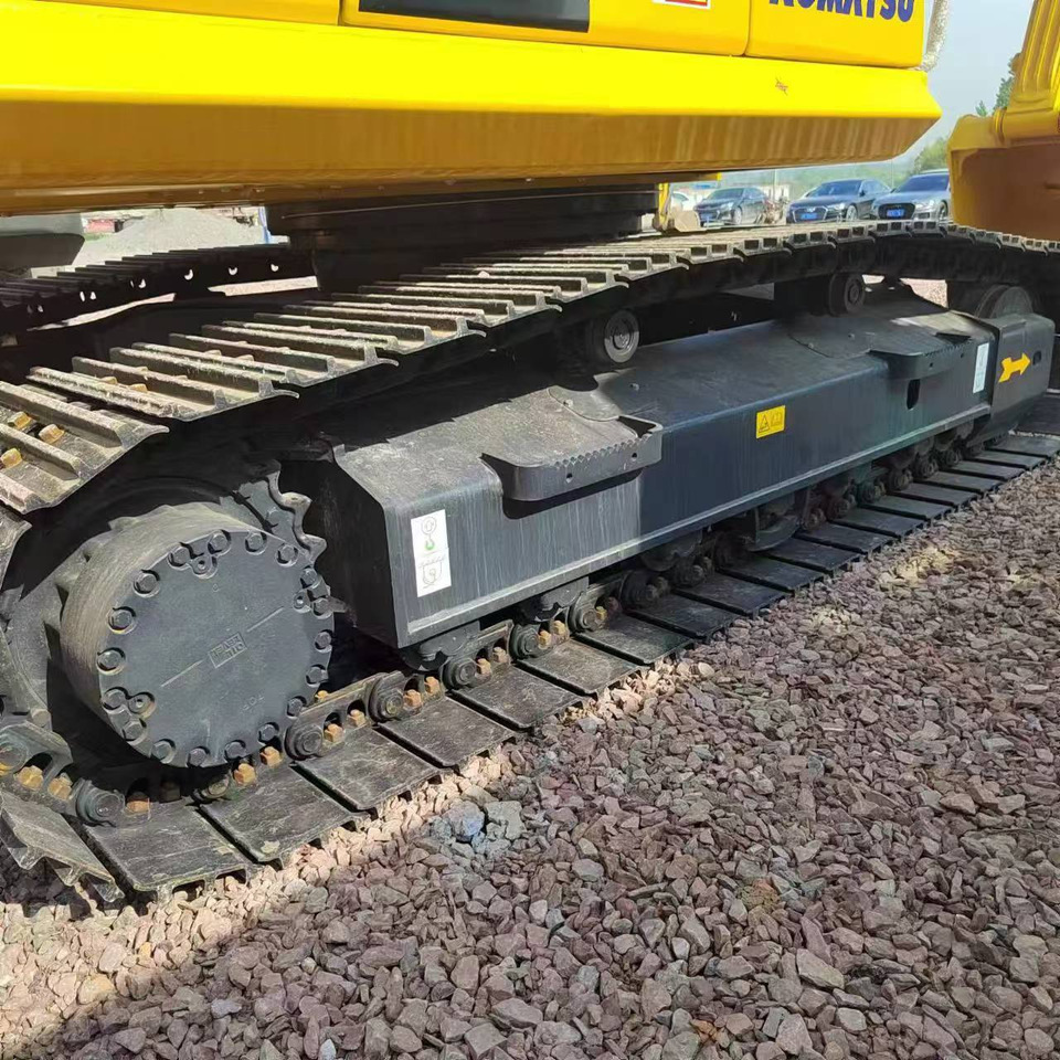 KOMATSU pc200-8N1 used japan brand crawler excavator - Kettenbagger: das Bild 5 KOMATSU pc200-8N1 used japan brand crawler excavator - Kettenbagger: das Bild 5