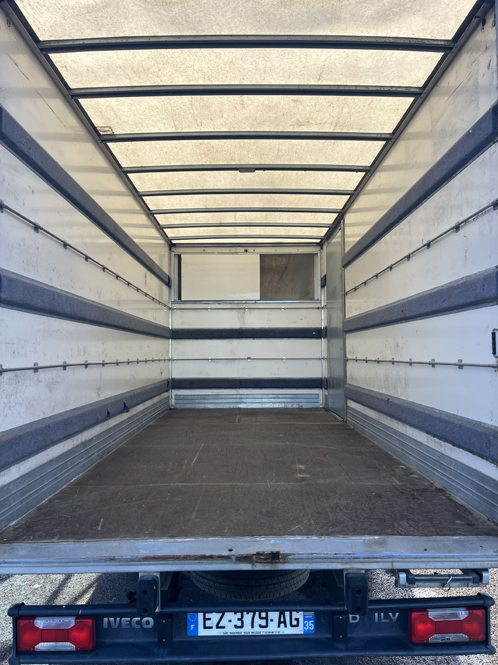 IVECO DAILY - Koffer Transporter: das Bild 5 IVECO DAILY - Koffer Transporter: das Bild 5